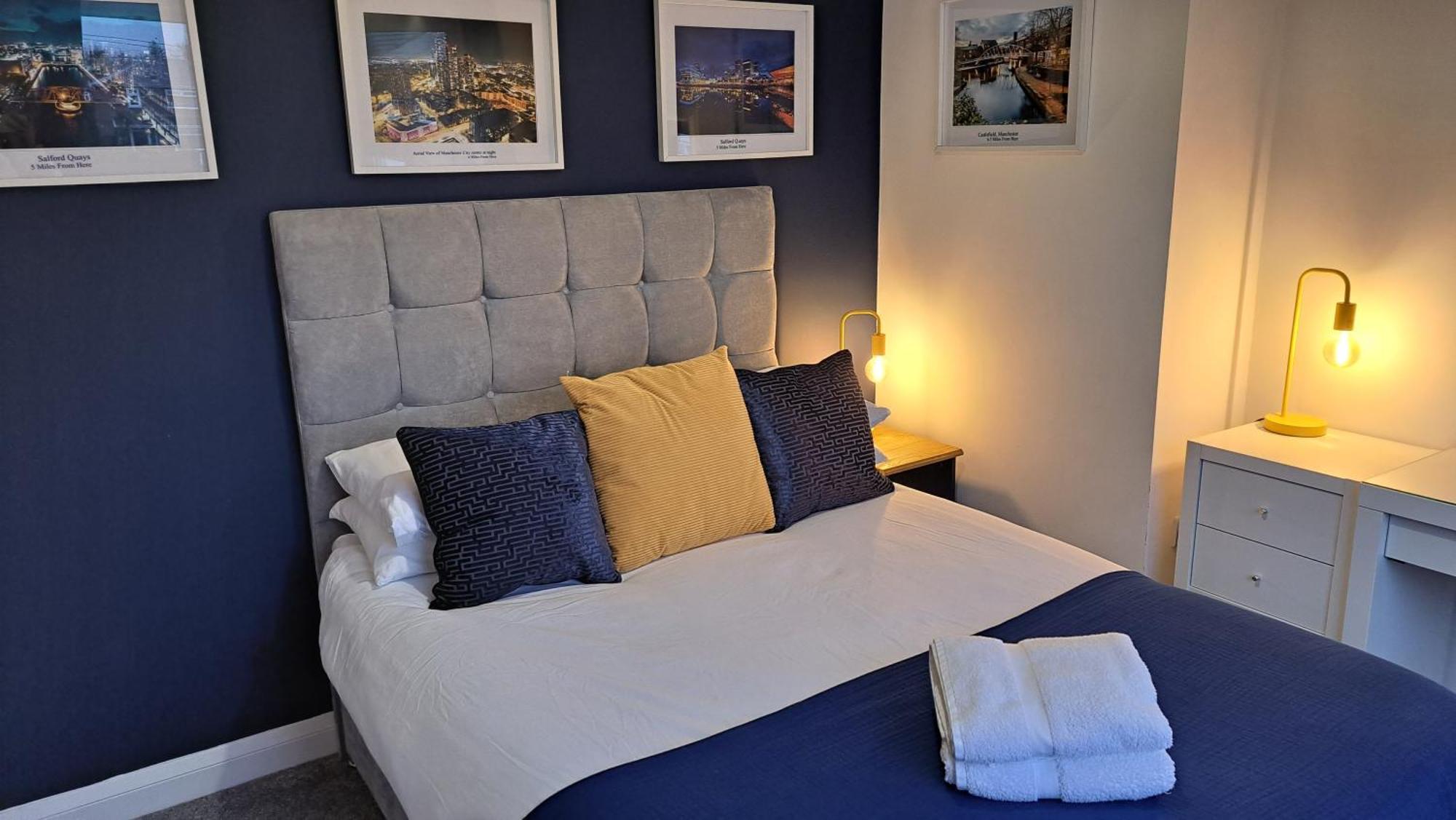 The Heart - Cosy 3 Bedroom House With Double Driveway And Garden In Manchester Dış mekan fotoğraf